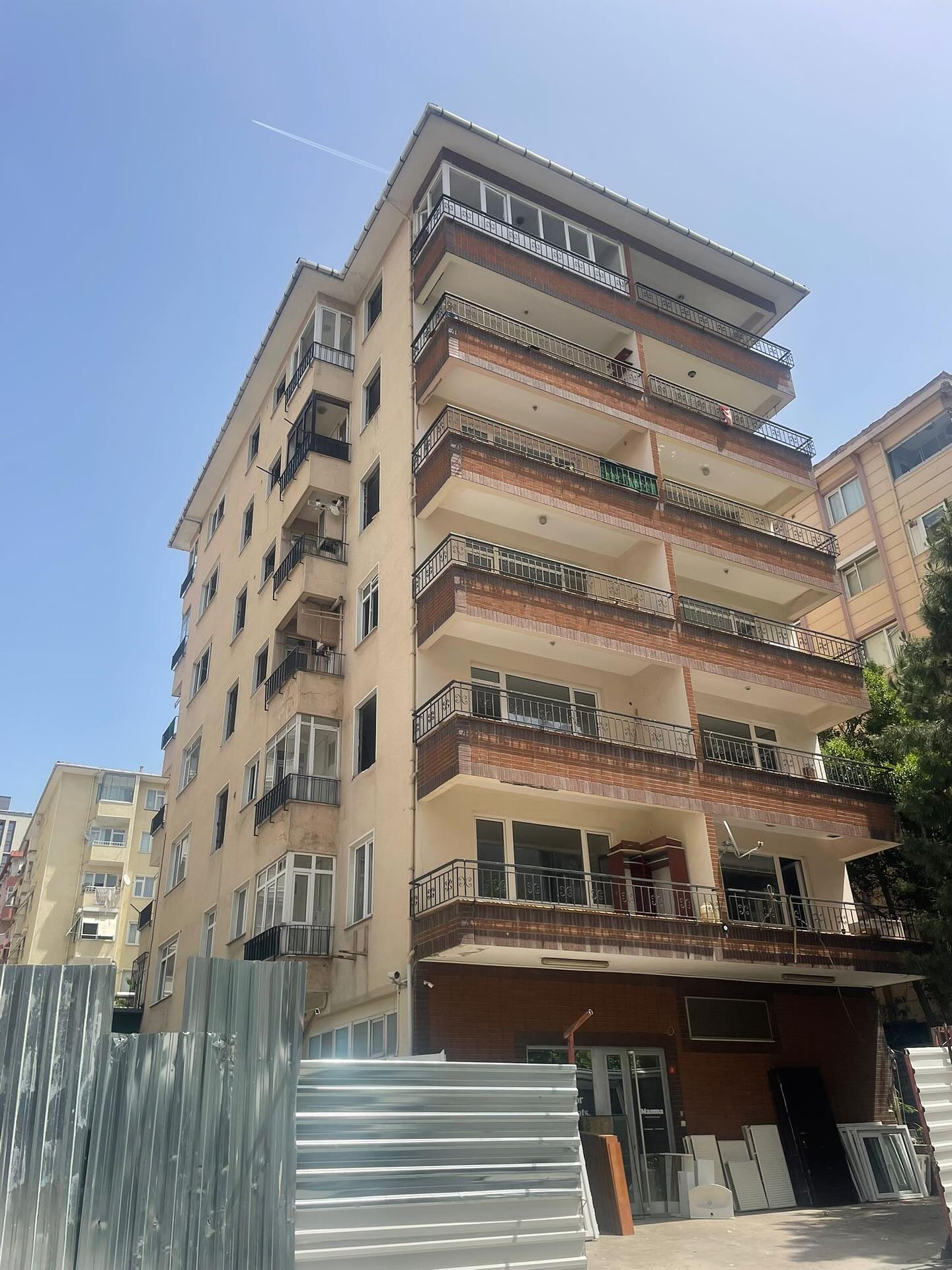 Tayfur Apartmanı - Görsel 1