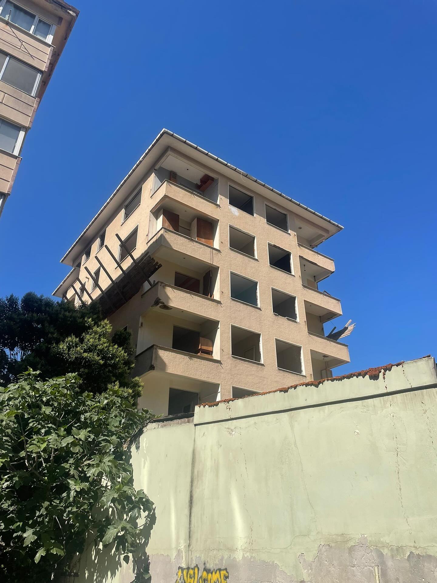 Tayfur Apartmanı - Görsel 2